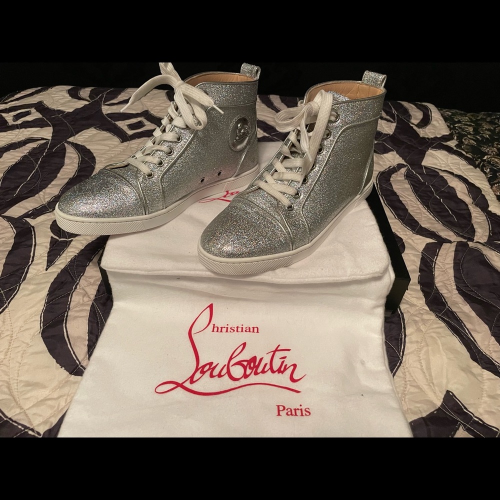 Sneakers - Picture 2 of 16